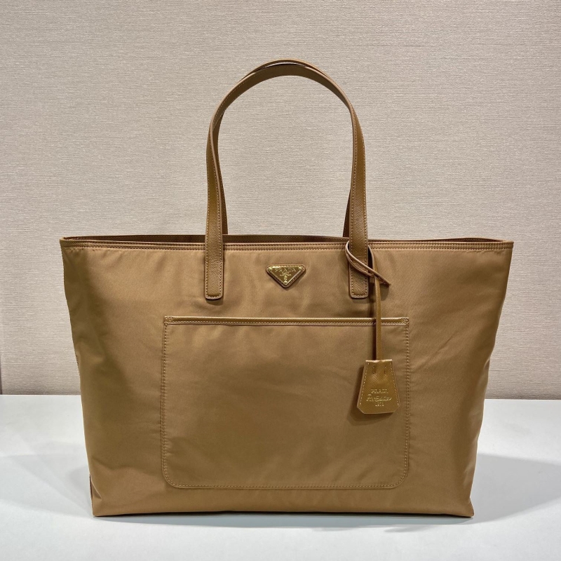 Pra*a tote bags